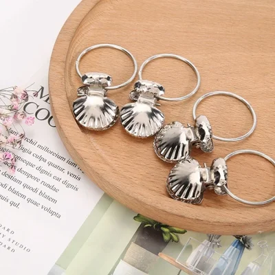 Factory direct sales of ring-shaped shell-shaped curtain clips, sock clips, hardware accessories, curtain clips, and hanging type