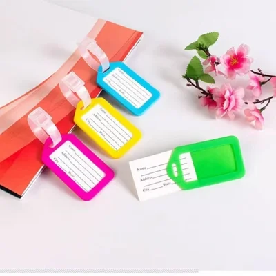 علامات الأمتعة البلاستيكية لشحنات السفر مع علامات الأمتعة ذات الأفلام المقاومة للماء، وعلامات تذكير التعبئة والتغليف، وعلامات أسماء رياض الأطفال