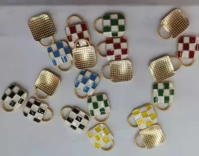 محفظة شبكية مصنوعة من خليط معدني