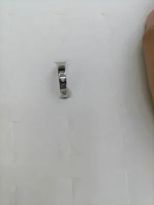 ساعة عتيقة من الفولاذ التيتانيوم مع خاتم من الماس الفضي