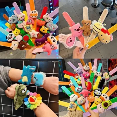 Office cultural atmosphere decoration supplies, luminous wristbands, fluorescent wristbands, Spring Festival decoration, luminous hand sections, daily necessities, 60g