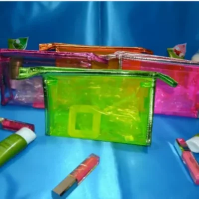 مبيعات المصنع مباشرة بألوان متعددة من حقائب مستحضرات التجميل الشفافة 02