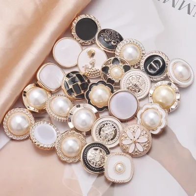 Round plastic buttons, electroplated buttons, QQ coat, windbreaker, sweater buttons, high-legged women's coat, knitted sweater buttons