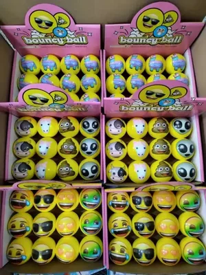 تتميز هذه الكرة النطاطة بتصميم وجه مهرج لطيف ومرونة عالية