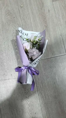 Wedding supplies: Bride's hand bouquets in Chinese and Korean styles, satin hand bouquets, exquisite crown hairbands, wedding dress, office and cultural gift sets