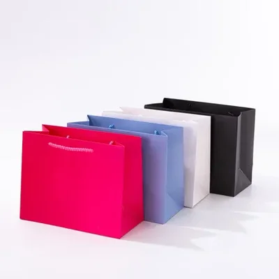 Wholesale and customization of high-end single-color gift bags, special color white card paper, universal handbags, cosmetic gift bags