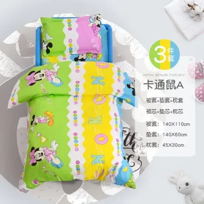 طقم لحاف رياض اطفال ثلاث قطع من القطن الخالص وطقم سرير اطفال ست قطع وقيلولة طفل وسرير حضانة