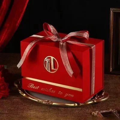 Exquisite gift box, belt, hand-held wedding candy box, wedding souvenir, candy box, internet-famous gift box, empty box wholesale