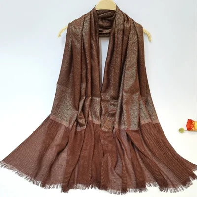 الوشاح الجديد ذو الخيوط الفضية متعدد الاستخدامات ومناسب لغرف التكييف. 