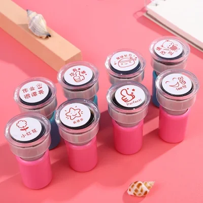 Plastic seals, comment seals, teacher seals wholesale, children's cartoon seals in stock wholesale