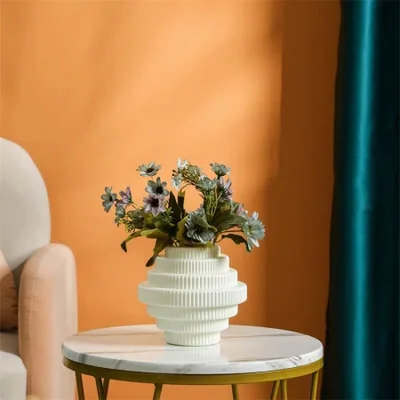 Nordic style plastic vases, living room ornaments, dry and wet flower arrangements, flower dining tables, modern light luxury style home flower POTS and containers
