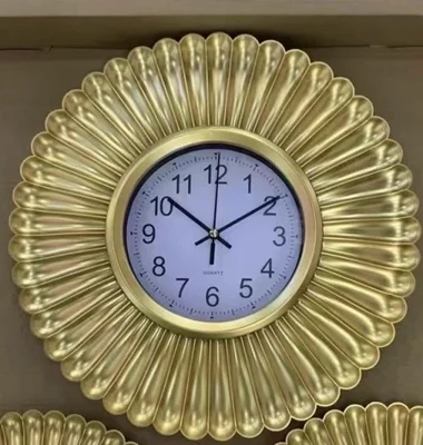2025 New plastic wall clock, living room wall clock, pendulum clock, simple, modern, fashionable, quiet household clock, decorative items, clock, wall clock, wooden clock, wall clock, pendulum clock, 2025 new living room wall clock