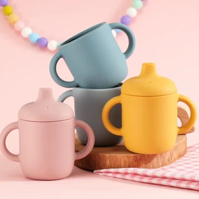 كوب منقار البط من السيليكون من أمازون، كوب ماء للأطفال، كوب شرب مقاوم لدرجة الحرارة العالية، كوب مياه الشرب الخاص بالطفل، كوب شفط للأطفال